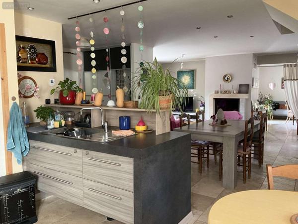 Maison à vendre à Gourdon dans le Lot (46300), ref : 46041/434