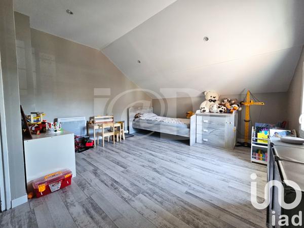 Maison à vendre 7 pièces 143 m² Sainte-Geneviève-des-Bois