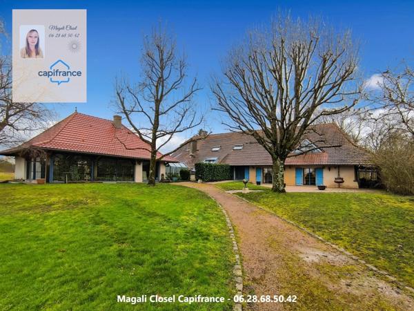 Maison d'architecte 9 pièces, 350 m2 env, en centre Bourg