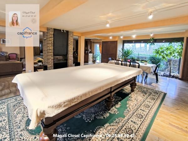 Maison d'architecte 9 pièces, 350 m2 env, en centre Bourg