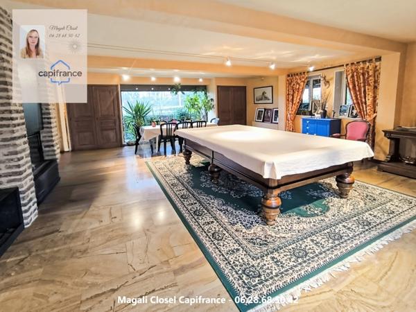 Maison d'architecte 9 pièces, 350 m2 env, en centre Bourg