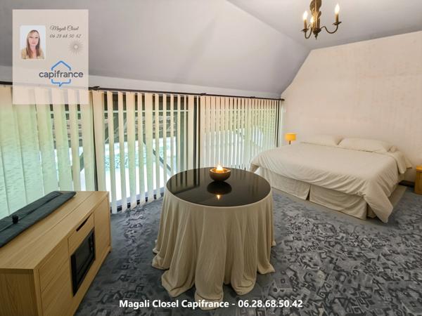 Maison d'architecte 9 pièces, 350 m2 env, en centre Bourg