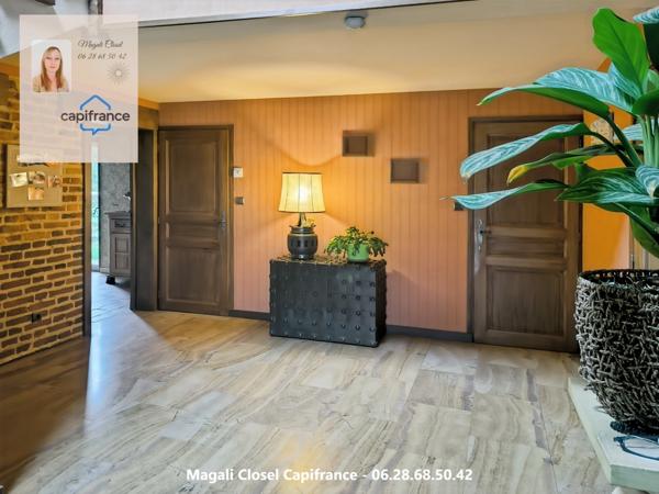 Maison d'architecte 9 pièces, 350 m2 env, en centre Bourg