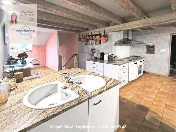 Maison d'architecte 9 pièces, 350 m2 env, en centre Bourg