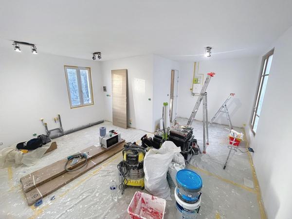 Grand studio rénové – 29 m² – Paris 20