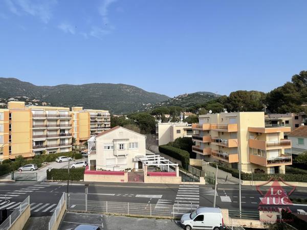 Magnifique T2 traversant de 44 m2 Cavalaire-sur-Mer (83240)