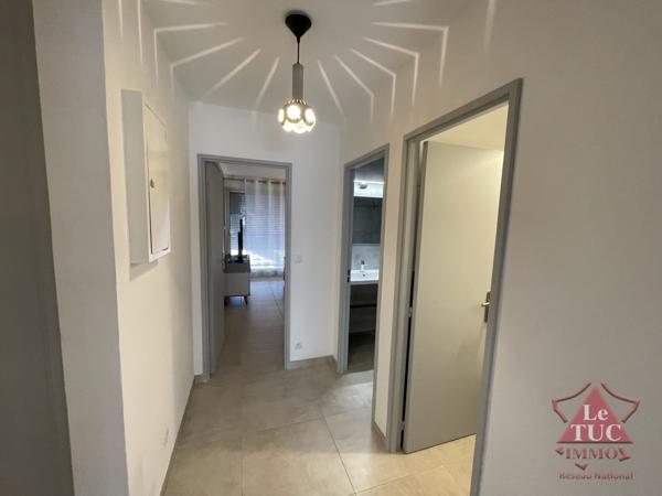 Magnifique T2 traversant de 44 m2 Cavalaire-sur-Mer (83240)