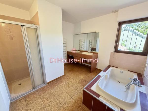 Maison à vendre 8 pièces de 196 m²