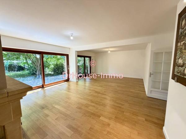Maison à vendre 8 pièces de 196 m²