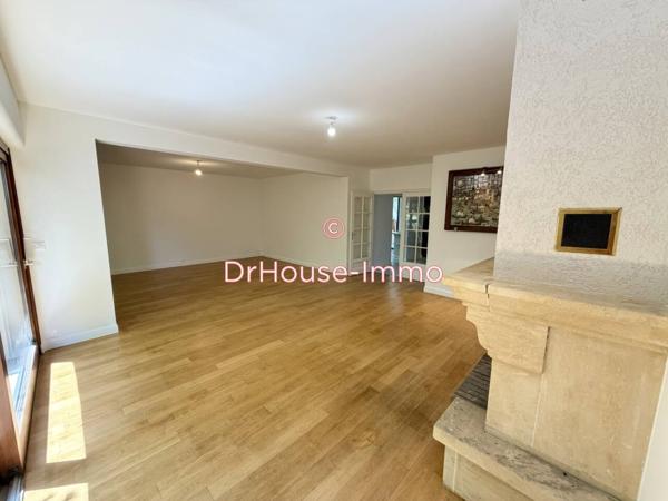 Maison à vendre 8 pièces de 196 m²