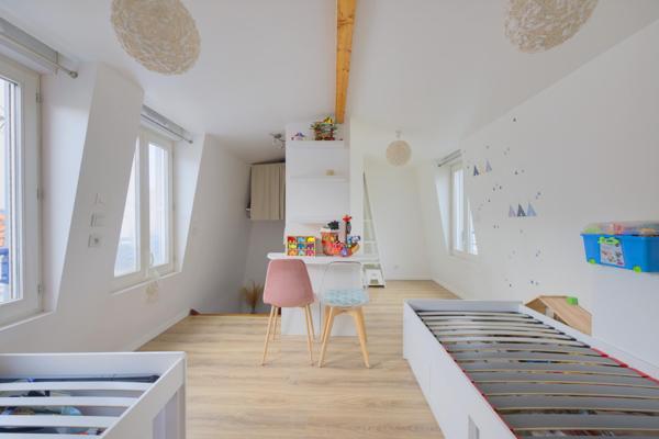 Maison de ville avec terrasses