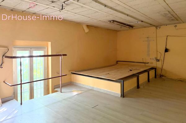 Bureau à vendre 1 pièce de 200 m²