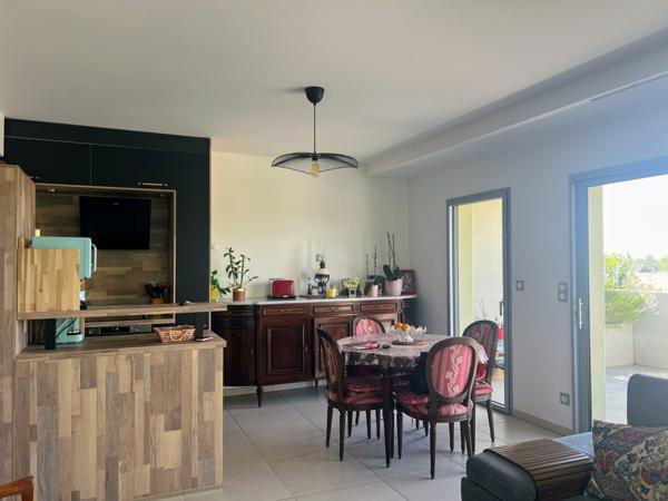 Narbonne (11100) NARBONNE - EXCLUSIVITE - Appartement comme neuf 2 chambres avec terrasse de 40m2 + garage + parking