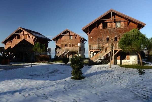 INVESTISSEMENT LOCATIF  EVIAN LES BAINS - Résidence Odalys Les Chalets d'Evian - 5,92%  de rentabilité.