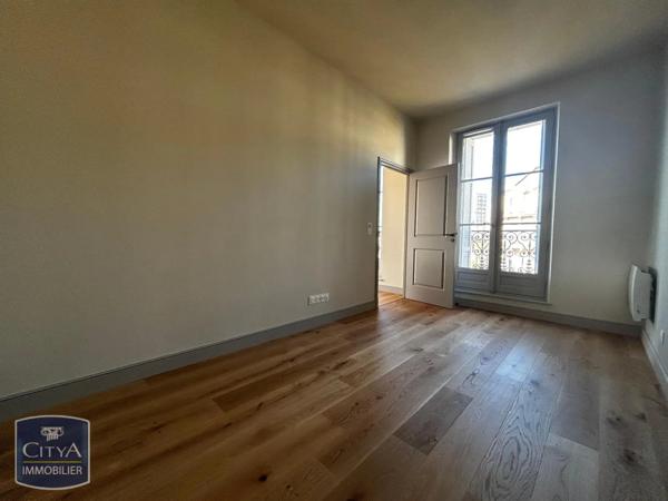Appartement à louer 2 pièces 49.75m²