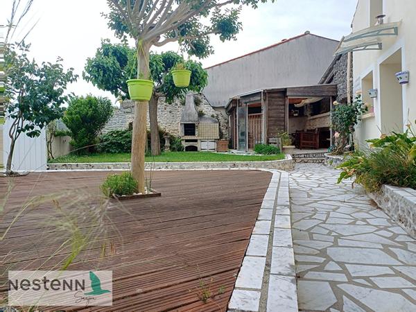 A vendre,charentaise, à Saujon,130m², 4 chambres, garage, 314 m² de terrain