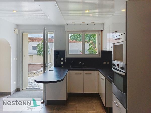 A vendre,charentaise, à Saujon,130m², 4 chambres, garage, 314 m² de terrain