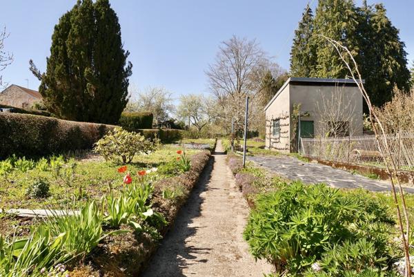 MAISON AVEC GARAGE ET JARDIN 109 000 €