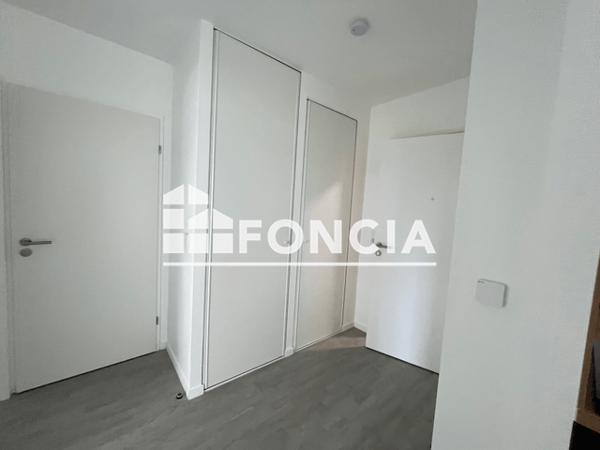 Location Appartement 3 pièces 69.01 m² - Laval 53000