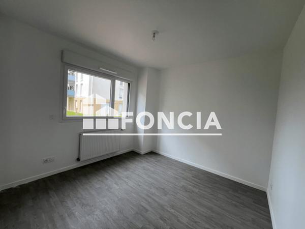 Location Appartement 3 pièces 69.01 m² - Laval 53000