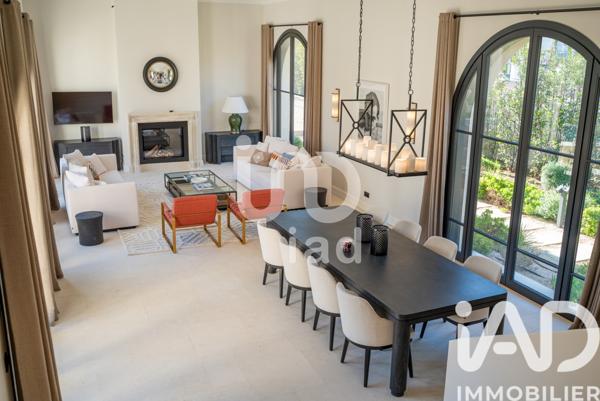 Maison à vendre 7 pièces 268 m² Saint-Tropez