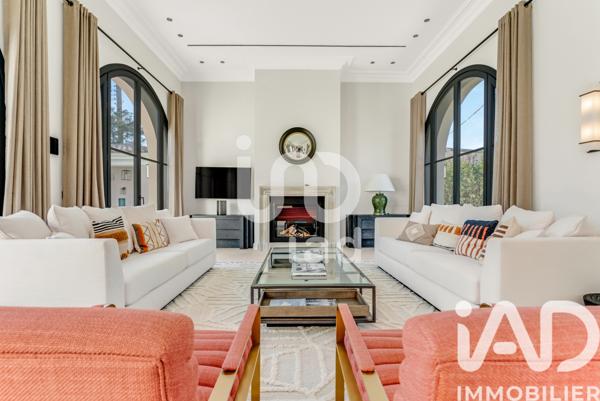 Maison à vendre 7 pièces 268 m² Saint-Tropez