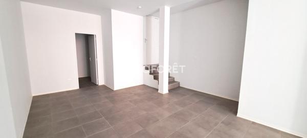 Location local commercial Villemur-sur-Tarn - 2 pièce(s) - 50 m² - 480 €/mois