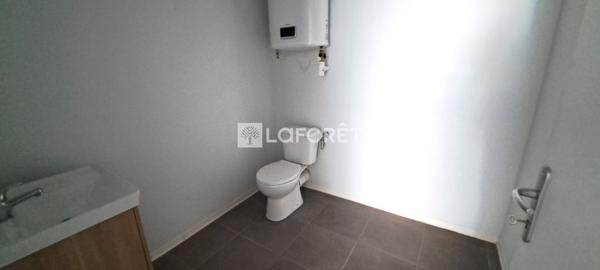 Location local commercial Villemur-sur-Tarn - 2 pièce(s) - 50 m² - 480 €/mois