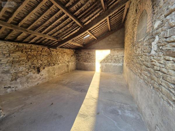 Garage - Parking à vendre à Sérent dans le Morbihan (56460), ref : 56049-776