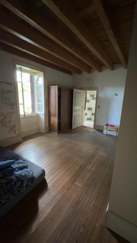 Maison de charme en pierres, avec dépendances