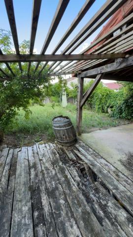 Maison de charme en pierres, avec dépendances