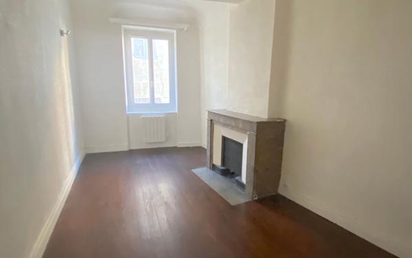 Immeuble à vendre    2 pièces • 165,17 m2 Loriol-sur-Drôme