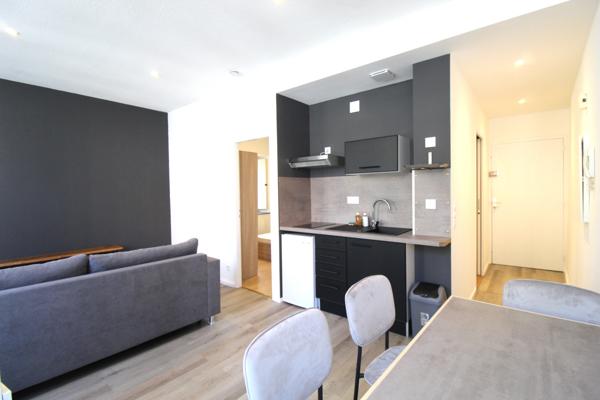 Vic-en-Bigorre (65500) T2 MEUBLE AVEC PARKING