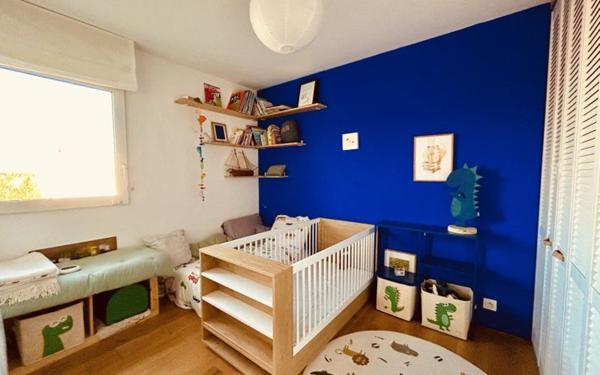 Appartement à vendre    3 pièces • 87,87 m2 Marseille 8