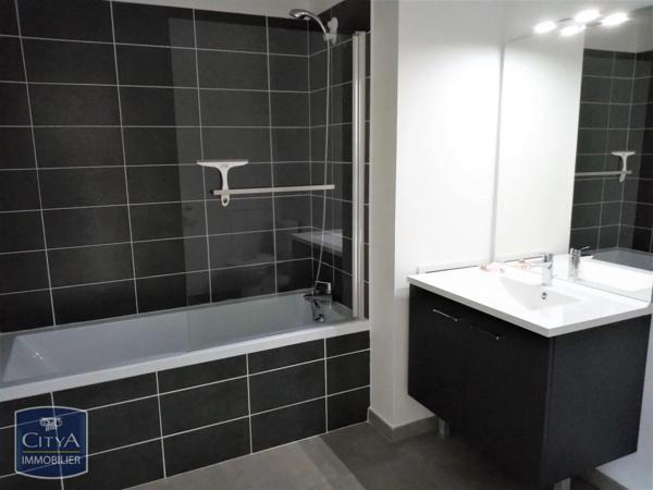 Appartement à louer 2 pièces 41.97m² Loos (59120)