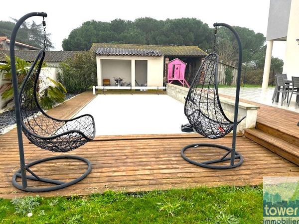 LONGAGES à 15 mn de MURET Maison Contemporaine en T6 de 163 m² GARAGE et PISCINE