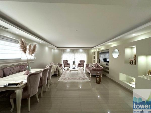 LONGAGES à 15 mn de MURET Maison Contemporaine en T6 de 163 m² GARAGE et PISCINE