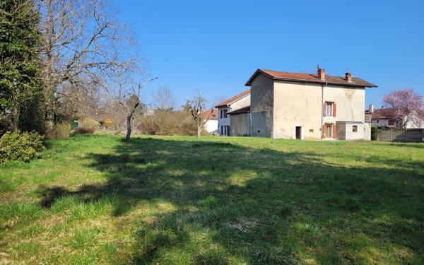 Maison à vendre    4 pièces • 80 m2 Gex