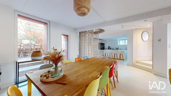 Maison à vendre 10 pièces 210 m² Nantes