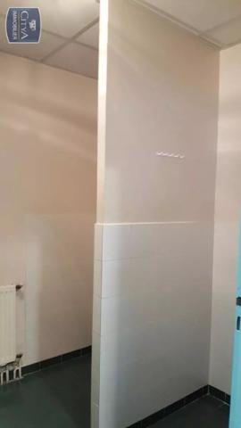 Vente local professionnel 443m²