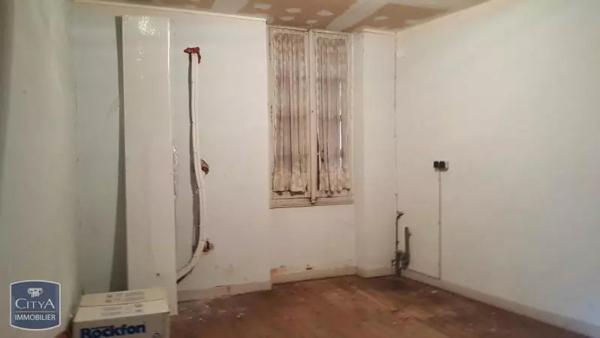 Vente local professionnel 443m²