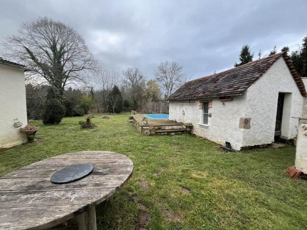 Maison à vendre |  Saint-Denis-de-Jouhet |  2 pièces | 63 m²