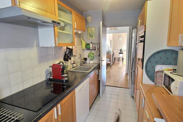 Appartement Verneuil Sur Seine 4 pièce(s) 74 m2 €285 000 ** - Référence 1023