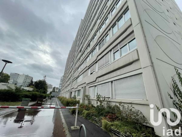 Parking for sale 11 m² Courbevoie