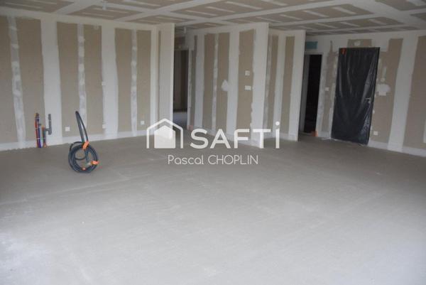 Magnifique villa lumineuse avec piscine et jolie vue