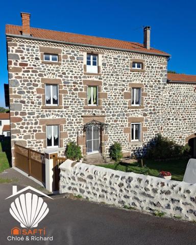 Beau corps de ferme avec une partie habitable de 190 m² + grange et un appartement indépendant.
