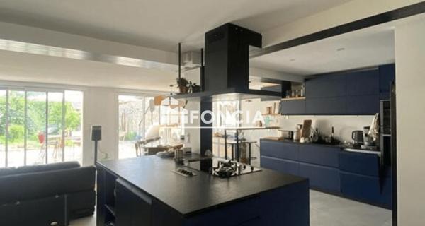À vendre Maison 6 pièces 158.5 m² - Thomery 77810