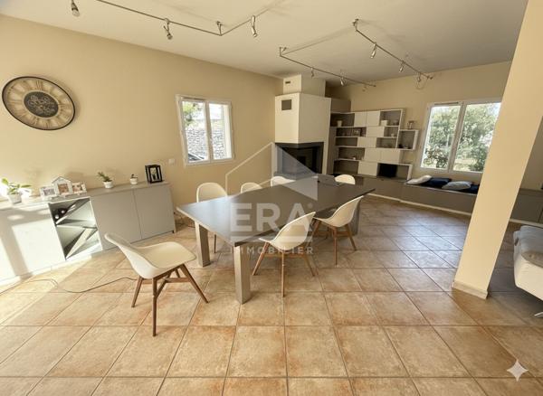 LES PENNES MIRABEAU - EXCLUSIVITE - Maison T5 de 195m2 sur terrain 1000m2 en situation dominante