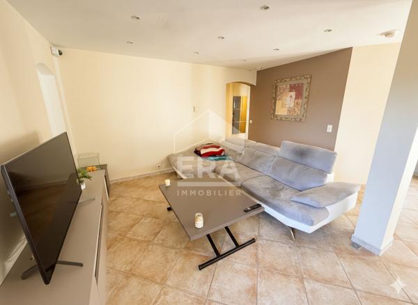 LES PENNES MIRABEAU - EXCLUSIVITE - Maison T5 de 195m2 sur terrain 1000m2 en situation dominante