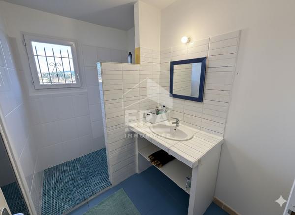 LES PENNES MIRABEAU - EXCLUSIVITE - Maison T5 de 195m2 sur terrain 1000m2 en situation dominante